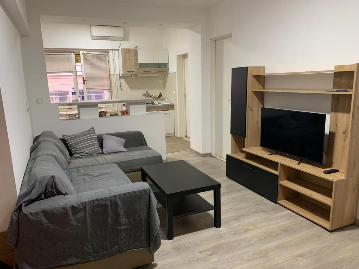 Private Rooms Belgrade Hostel Екстер'єр фото