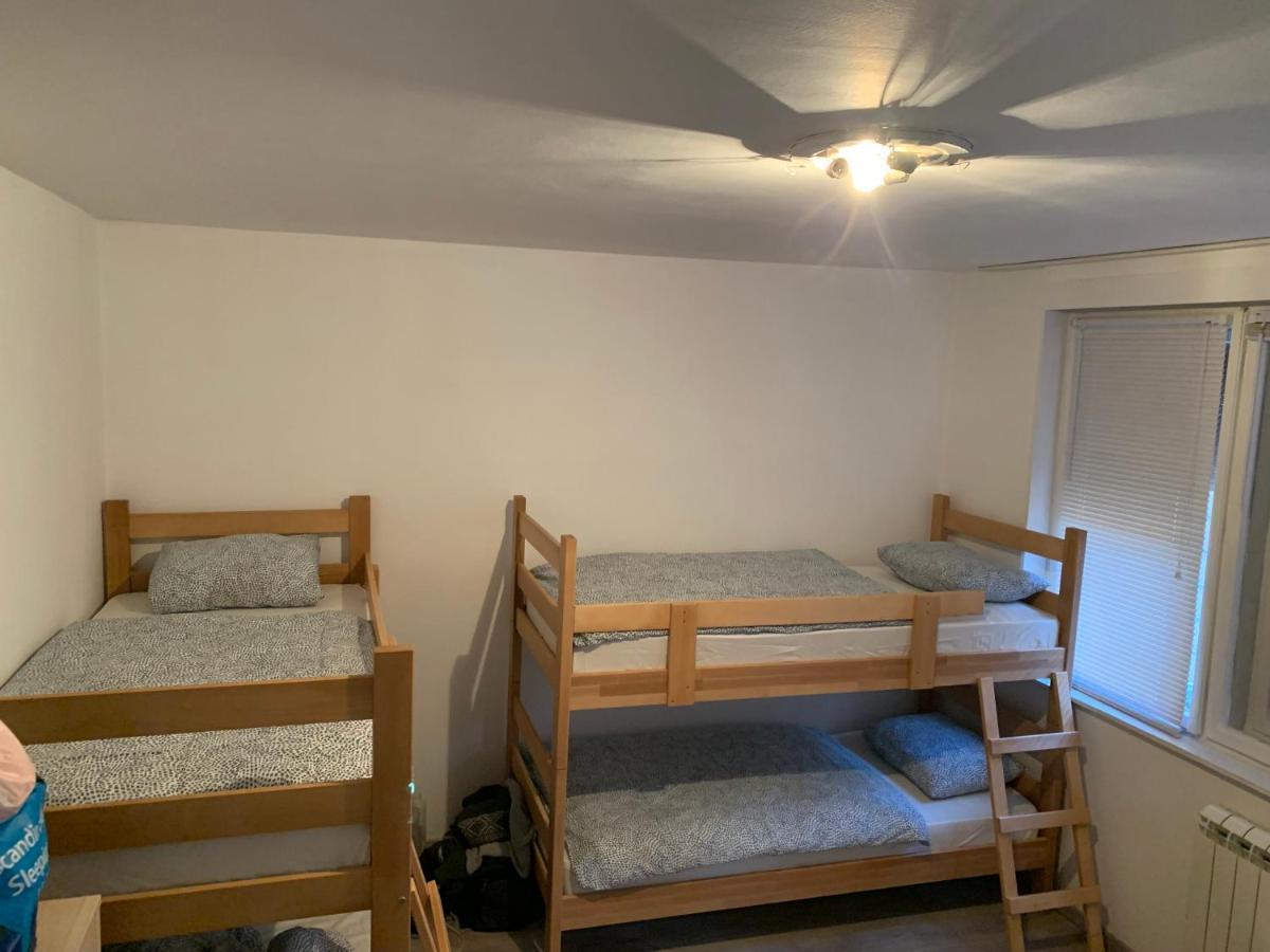 Private Rooms Belgrade Hostel Екстер'єр фото