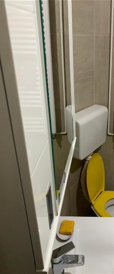 Private Rooms Belgrade Hostel Екстер'єр фото