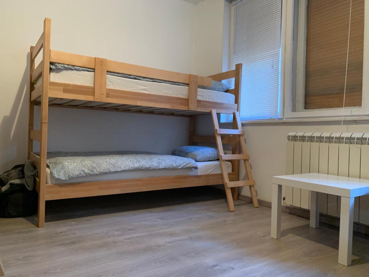 Private Rooms Belgrade Hostel Екстер'єр фото